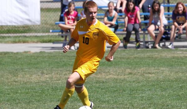 Conchie's goal gives Bruins eighth-straight win, 2-1, at Grand View