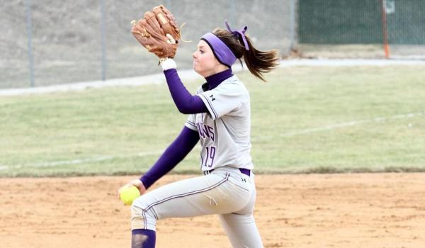 Shelby Kindelin tossed a one-hit complete-game shutout in the opener.