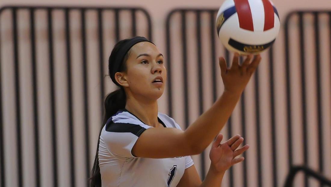 Pakalana Helekahi recorded a double-double in the opener and a match-high six service aces in the finale.