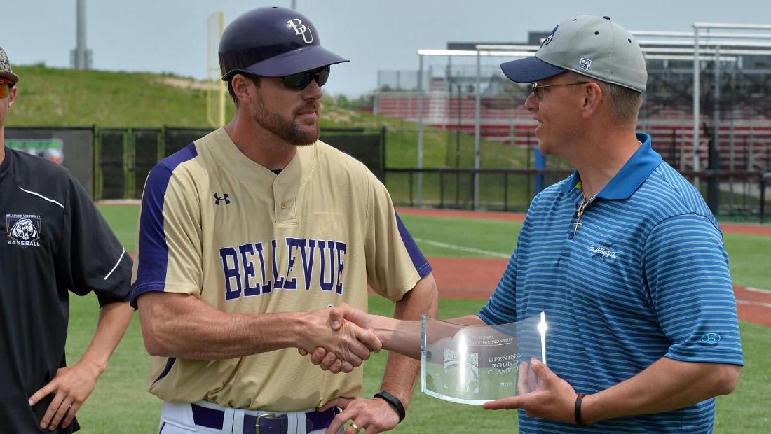 Head Coach Duane Monlux's (left) charges will face Auburn-Montgomery in their World Series opener