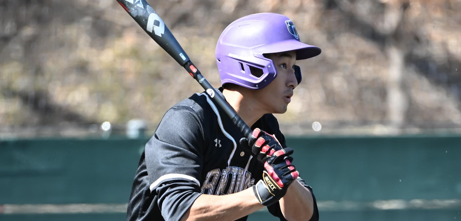 Kanta Kobayashi went 7-for-11 with three extra-base hits and eight runs scored in the double-header sweep.