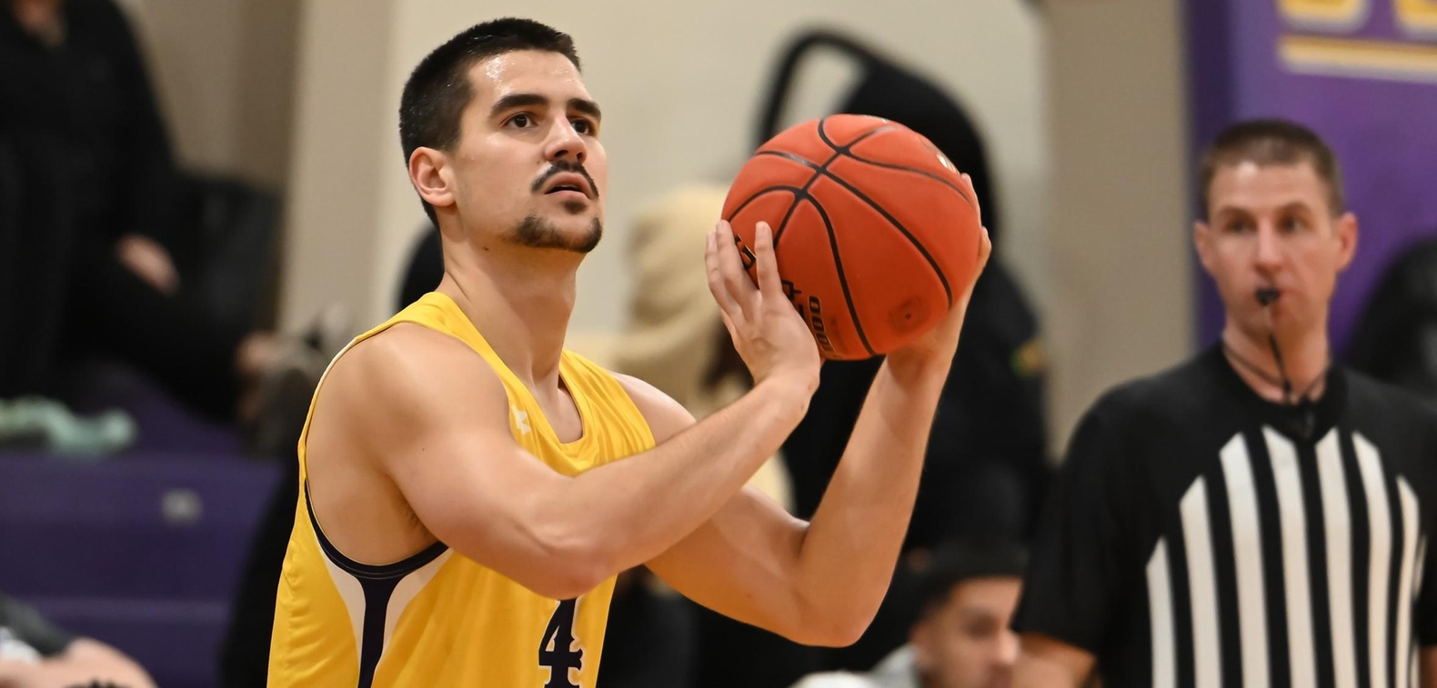Paulo Araujo led the Bruins with a season-high 24 points on 9-of-11 shooting from the field.