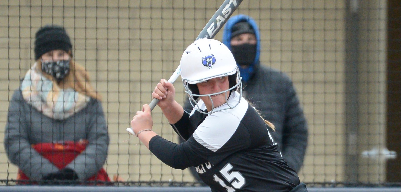 Madison Machacek had a three-run homer in each game, including a walk-off in the nightcap.