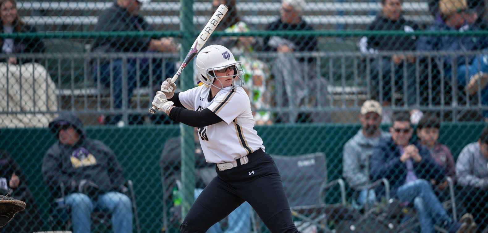 Savannah Gunn went 3-for-3 with a double, a home run, and five RBIs.