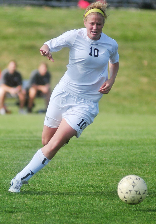 Bruins dominate all-MCAC women's soccer selections
