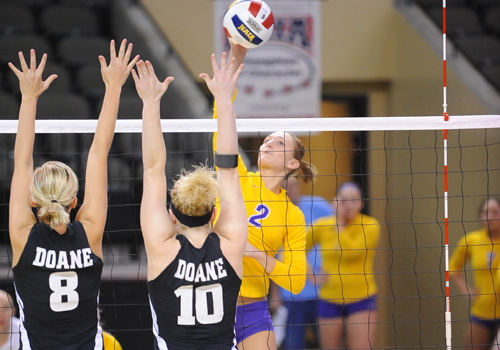 Bruins open Classic with sweep over Bethel