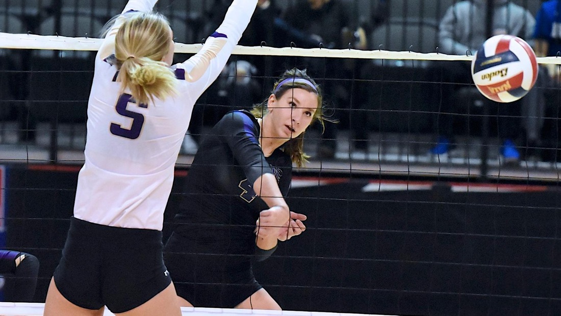 Mikaylah Gillespie recorded a team-high 12 kills on .265 hitting